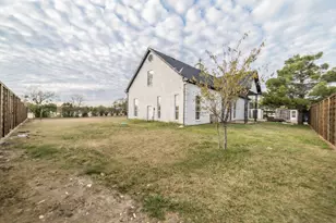 954 Lloyd's Rd, Little Elm, TX 75068 - Photo 30