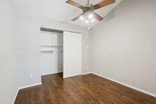 1730 Glencairn Ln, Lewisville, TX 75067 - Photo 4