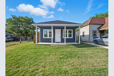 914 E Tucker Street, Fort Worth, TX 76104 - Photo 2