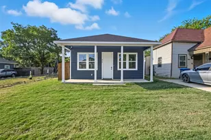 914 E Tucker St, Fort Worth, TX 76104 - Photo 2
