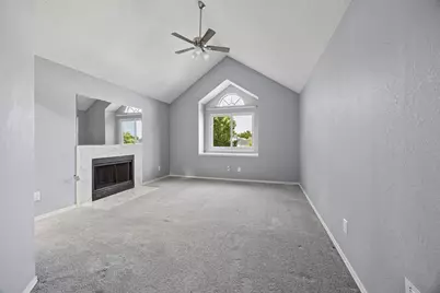 6733 Driffield Circle W, North Richland Hills, TX 76182 - Photo 16