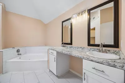 6733 Driffield Circle W, North Richland Hills, TX 76182 - Photo 18
