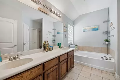 2017 Stonewood Court, Heartland, TX 75126 - Photo 16