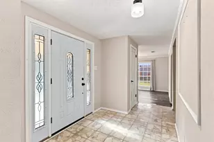 3904 Shady Valley Dr, Arlington, TX 76013 - Photo 4