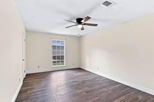 3904 Shady Valley Dr, Arlington, TX 76013 - Photo 20