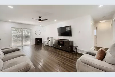 1900 Lomita Lane, Arlington, TX 76010 - Photo 4