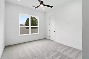 628 Wayne St, Dallas, TX 75223 - Photo 30