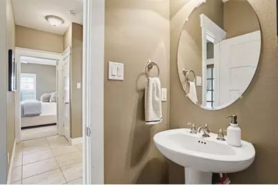 2341 Alston Avenue, Fort Worth, TX 76110 - Photo 22