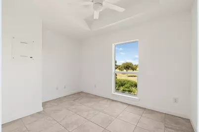 3648 Bluegrass Drive, Grand Prairie, TX 75052 - Photo 16