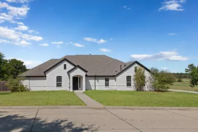 3648 Bluegrass Drive, Grand Prairie, TX 75052 - Photo 1
