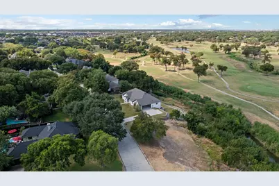 3648 Bluegrass Drive, Grand Prairie, TX 75052 - Photo 30