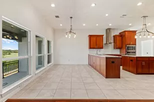 3648 Bluegrass Dr, Grand Prairie, TX 75052 - Photo 10