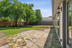 5917 Waggoner Dr, Dallas, TX 75230 - Photo 22