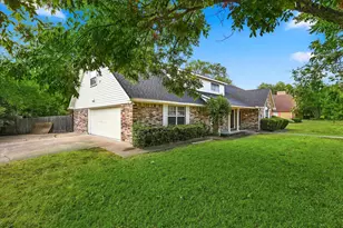 919 Green Hills Rd, Duncanville, TX 75137 - Photo 40