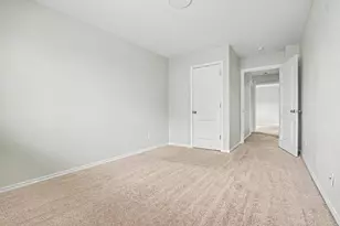 102 Troy Ln, Red Oak, TX 75154 - Photo 12