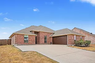 102 Troy Ln, Red Oak, TX 75154 - Photo 2