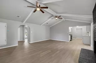 2105 Cottie Ln, Arlington, TX 76010 - Photo 16