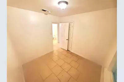 1808 and 1810 Wiseman Avenue, Fort Worth, TX 76105 - Photo 32