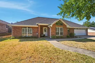 90 Delmore Dr, Hillsboro, TX 76645 - Photo 1