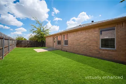 2420 Arroyo Springs Drive, Grand Prairie, TX 75052 - Photo 26