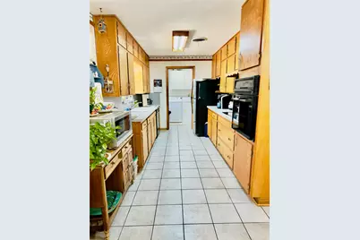 1552 Montclair Drive, Fort Worth, TX 76103 - Photo 10