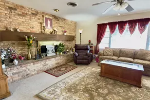 1552 Montclair Dr, Fort Worth, TX 76103 - Photo 6