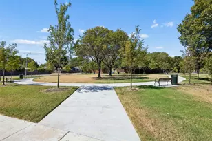 418 S Willomet Ave, Dallas, TX 75208 - Photo 32