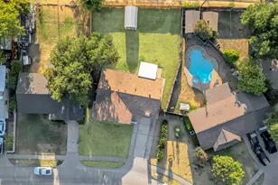 1802 Fairfax Ln, Carrollton, TX 75006 - Photo 34