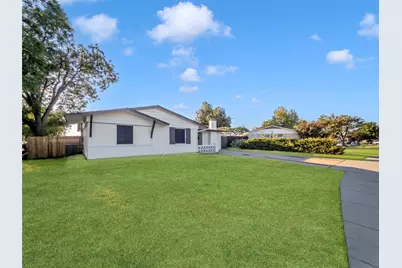 1802 Fairfax Lane, Carrollton, TX 75006 - Photo 2