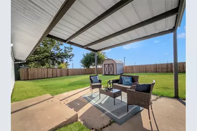 1802 Fairfax Lane, Carrollton, TX 75006 - Photo 30