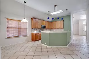 635 Blue Sky Dr, Arlington, TX 76002 - Photo 6