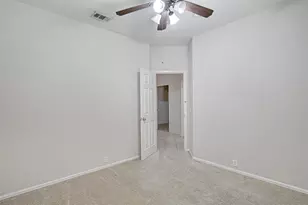 635 Blue Sky Dr, Arlington, TX 76002 - Photo 20