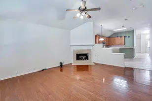 635 Blue Sky Dr, Arlington, TX 76002 - Photo 10