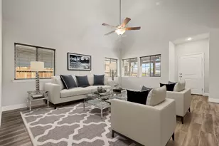 920 Cricket St, Aubrey, TX 76227 - Photo 4