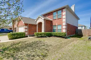 4529 Hounds Tail Ln, Fort Worth, TX 76244 - Photo 2