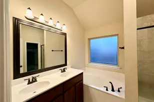 7421 Innisbrook Ln, Fort Worth, TX 76179 - Photo 10