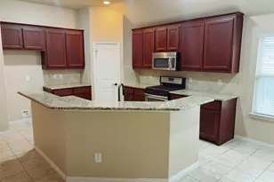 7421 Innisbrook Ln, Fort Worth, TX 76179 - Photo 4