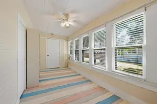 1221 S Crockett St, Sherman, TX 75090 - Photo 30