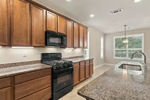 10304 Claystone Dr, Denton, TX 76207 - Photo 16