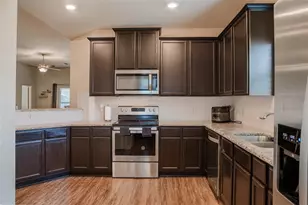 1837 Rialto Ln, Crowley, TX 76036 - Photo 14