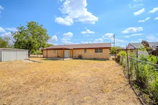 328 Eagle St, Dublin, TX 76446 - Photo 32