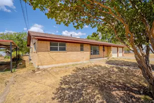 328 Eagle St, Dublin, TX 76446 - Photo 40