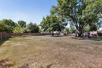 613 Overhill Road, Granbury, TX 76048 - Photo 38
