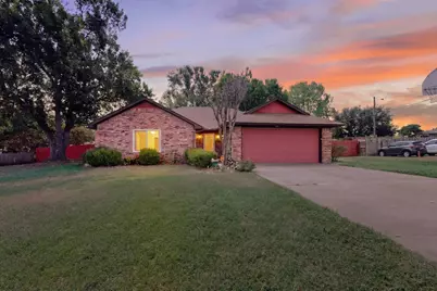 613 Overhill Road, Granbury, TX 76048 - Photo 1