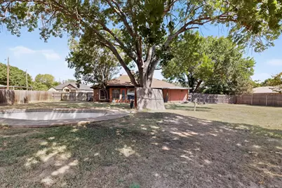 613 Overhill Road, Granbury, TX 76048 - Photo 36