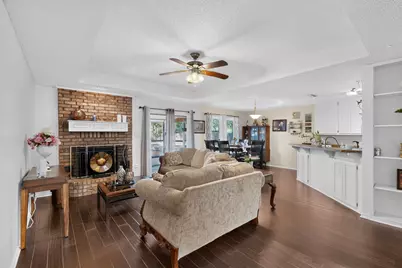 613 Overhill Road, Granbury, TX 76048 - Photo 8