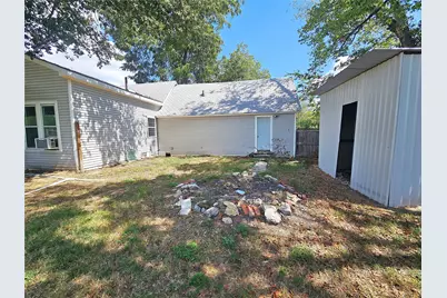 402 E State Street, Groesbeck, TX 76642 - Photo 18
