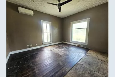 402 E State Street, Groesbeck, TX 76642 - Photo 4