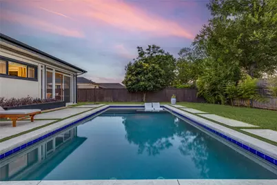 619 N Oak Cliff Boulevard, Dallas, TX 75208 - Photo 18