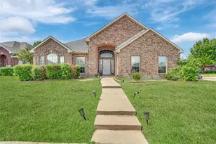 6900 Field Lark Dr, Arlington, TX 76002 - Photo 1